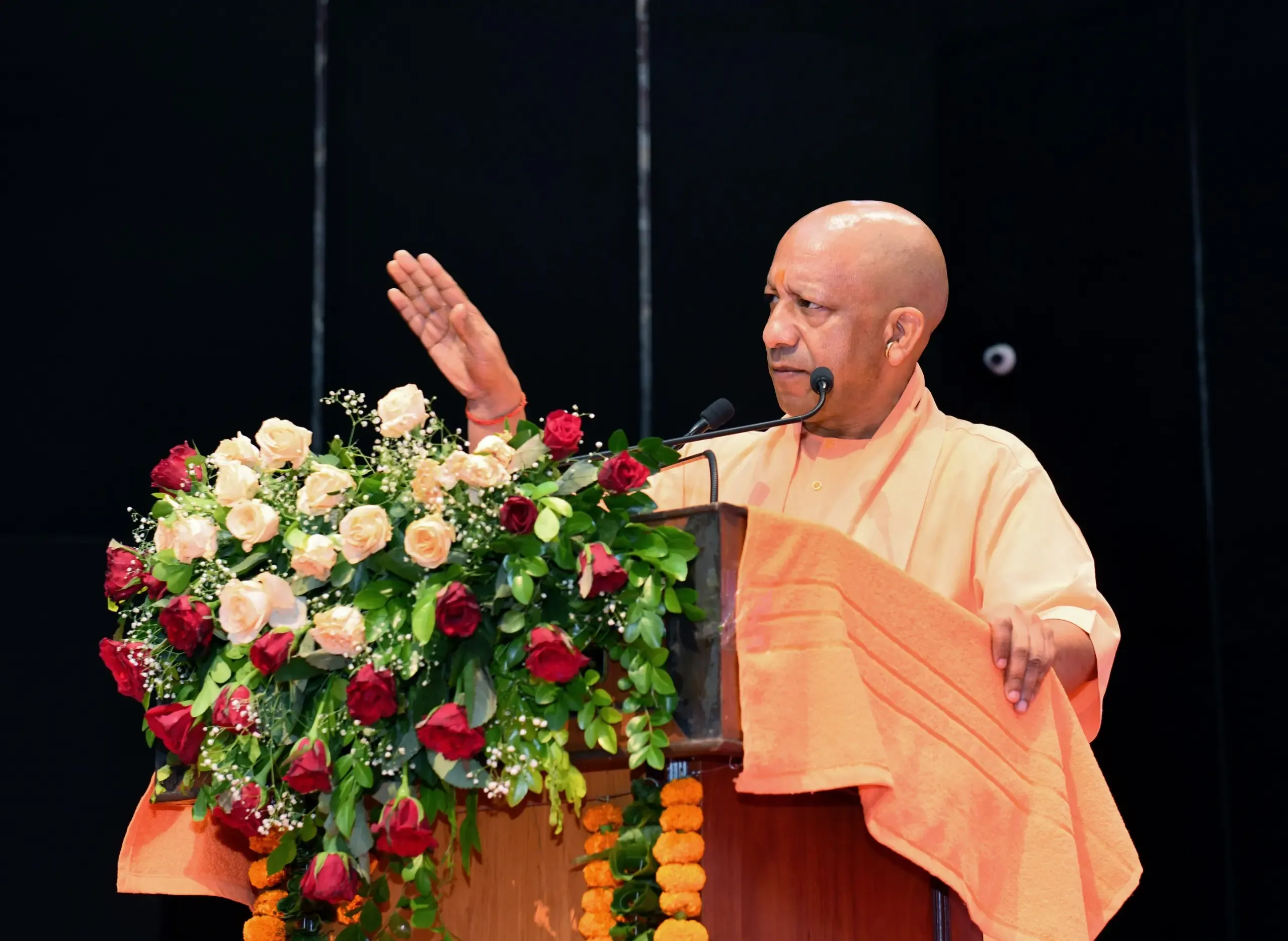 क्या यूपी को विकसित बनाने में हर व्यक्ति निभा सकता है योजक की भूमिका? : सीएम योगी