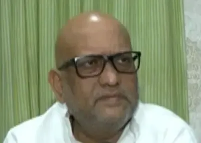 यूपी में कानून व्यवस्था संभालना सीएम के बस की बात नहीं: अजय राय 