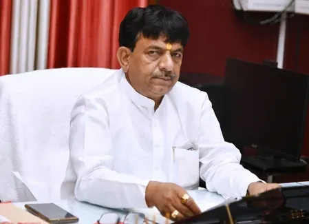 यूपी में रोबोटिक्स और ईवी प्रशिक्षण पर जोर, 150 आईटीआई का आधुनिकीकरण और ₹1,000 करोड़ का फंड