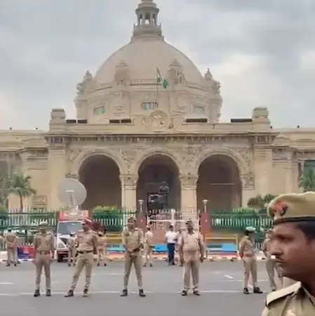 यूपी विधानमंडल में महिला आरक्षण पर जमकर हंगामा, सपा-भाजपा आमने-सामने