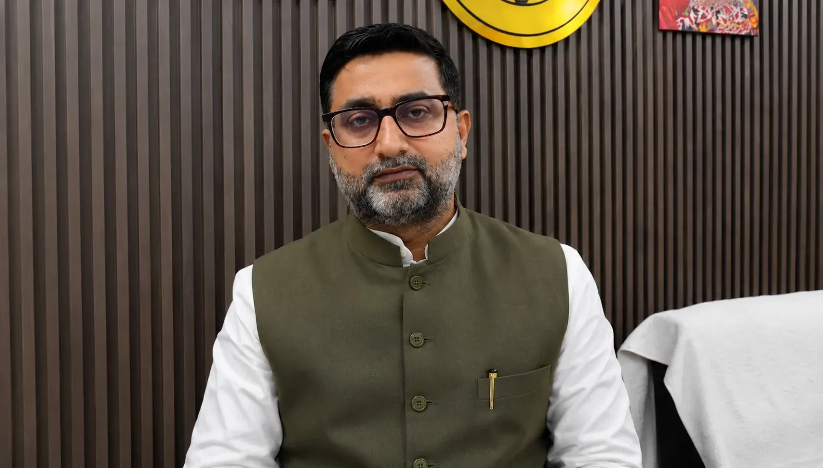 यूपी वक्फ बोर्ड पुनर्गठन: गैर-मुस्लिम सदस्य शामिल होंगे, दानिश अंसारी और सीमा द्विवेदी ने विपक्ष पर साधा निशाना