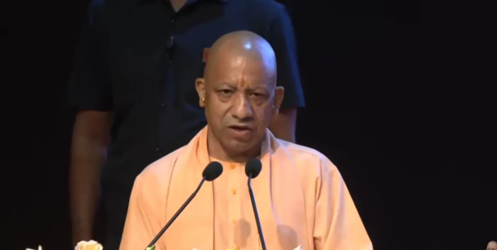यूपीसीओएस लॉन्च: CM योगी बोले — 'श्रम का शोषण न हो', 3.5 से 5 लाख आउटसोर्स कर्मियों को मिलेगा लाभ
