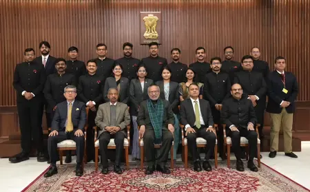 उपराष्ट्रपति राधाकृष्णन ने आईडीएएस प्रशिक्षु अधिकारियों को किया संबोधित, सेवा भाव और सत्यनिष्ठा पर दिया जोर