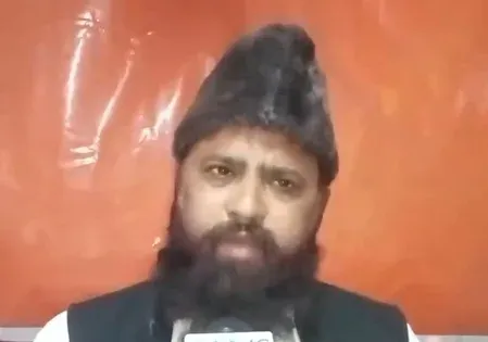 UP Shahi Chief Mufti backs Yogi's namaz-on-roads ban, calls it 'against Islam'