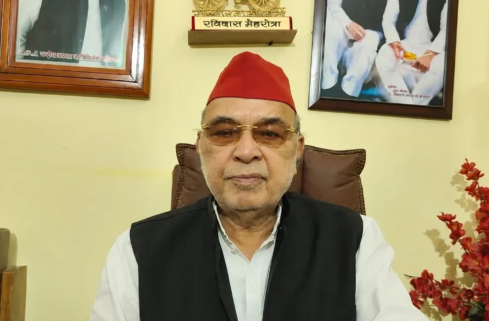 सपा विधायक का आरोप: CM योगी के काफिले में 7 गाड़ियां, PM की ऊर्जा बचत अपील अनसुनी