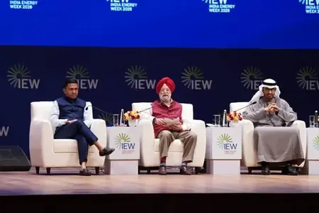क्या ऊर्जा परिवर्तन तभी सफल होगा, जब लगातार और संतुलित निवेश किया जाए? : हरदीप सिंह पुरी