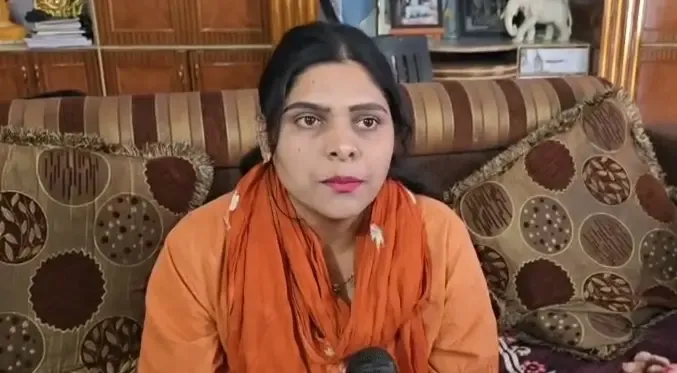 उर्मिला सनावर गिरफ्तार: दीपिका राठौड़ का आरोप — ₹5 करोड़ रंगदारी और जान से मारने की धमकी