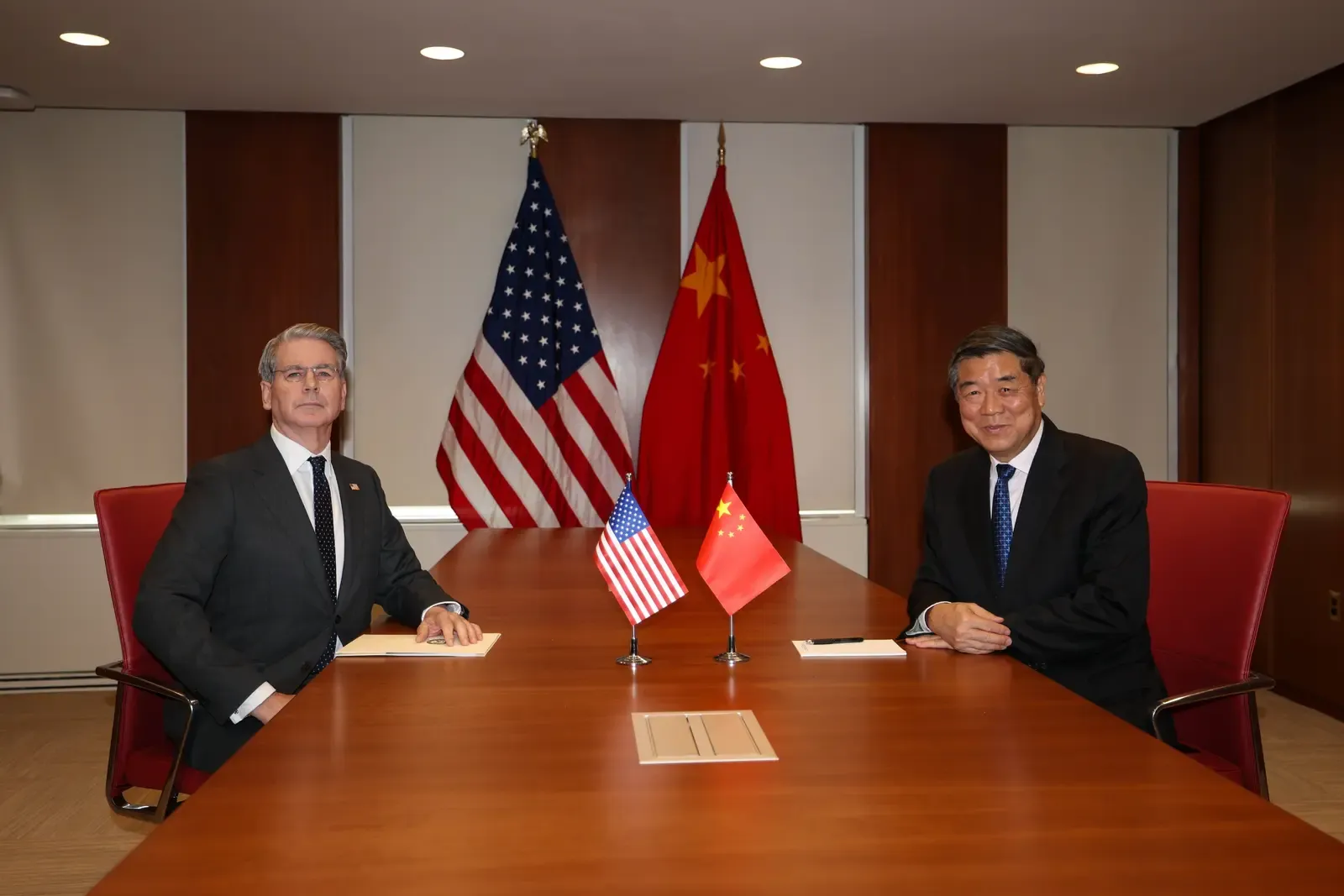 US-China trade truce extended to January 10 ahead of Trump-Xi summit