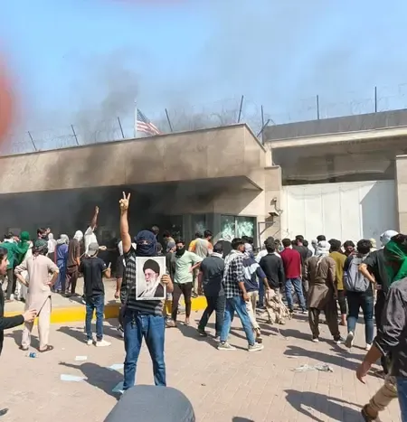 Violent Protests Erupt Near US Consulate in Karachi After Khamenei's Demise