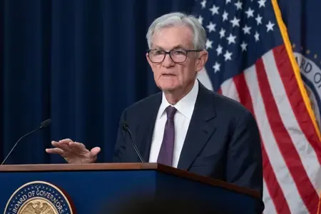 U.S. Federal Reserve Holds Interest Rates Steady Amid Oil Price Concerns