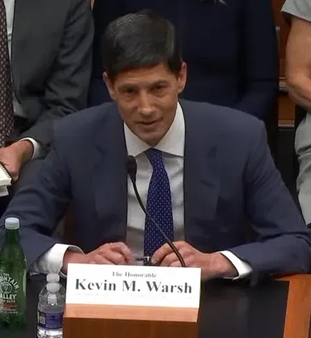 US Fed holds rates at 3.5–3.75%, Warsh vows to crush inflation