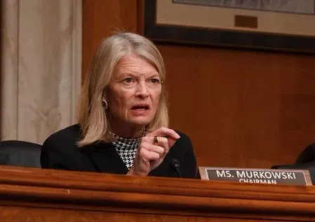 US senators push H-1B fee relief for foreign teachers in rural schools
