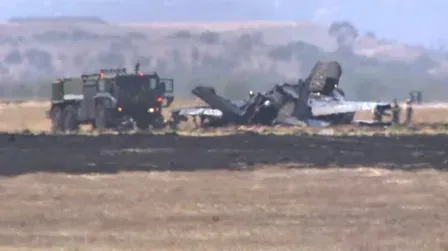 F-35B fighter jet crashes near MCAS Miramar in San Diego, pilot safe