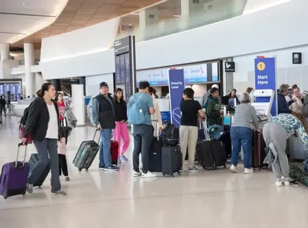 What Caused Over 1800 Flights to Be Delayed and Many Cancelled at Dallas Airports?