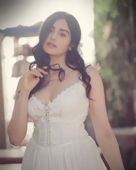 क्या अदा शर्मा ने न्यूकमर्स को सफलता के टिप्स दिए हैं?