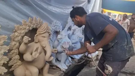 उत्तर प्रदेश : बहराइच में चांदबाबू का बाप्पा में अटूट विश्वास, हिन्दू-मुस्लिम एकता की पेश की अनूठी मिसाल