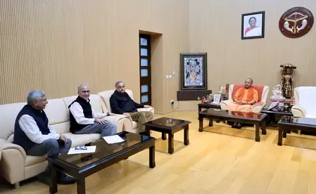 यूपी: सीएम योगी से मिले सीआईआई के प्रतिनिधि, राज्य में व्यापार और निवेश का बन रहा बेहतर माहौल