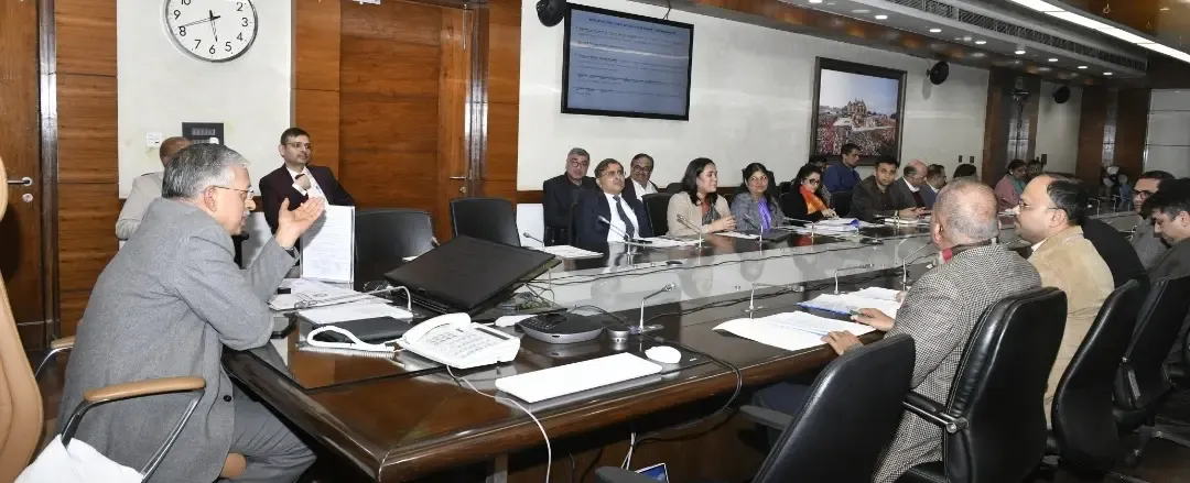 क्या यूपी में जनगणना 2027 पूरी तरह डिजिटल होगी, और छह लाख कर्मचारी तैनात होंगे?