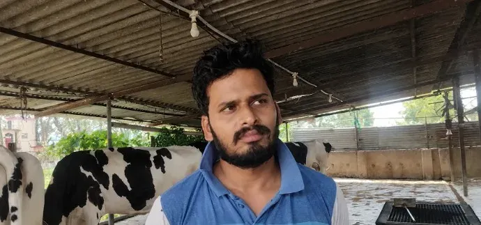 उत्तर प्रदेश में डेयरी क्षेत्र को मिली नई उड़ान, सरकारी योजनाओं से युवाओं को मिल रहा स्थायी रोजगार