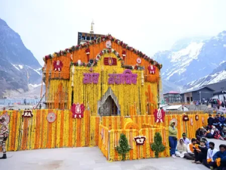 चार धाम यात्रा 2025: महज कुछ दिनों में 2.38 लाख से अधिक श्रद्धालुओं ने किए दर्शन