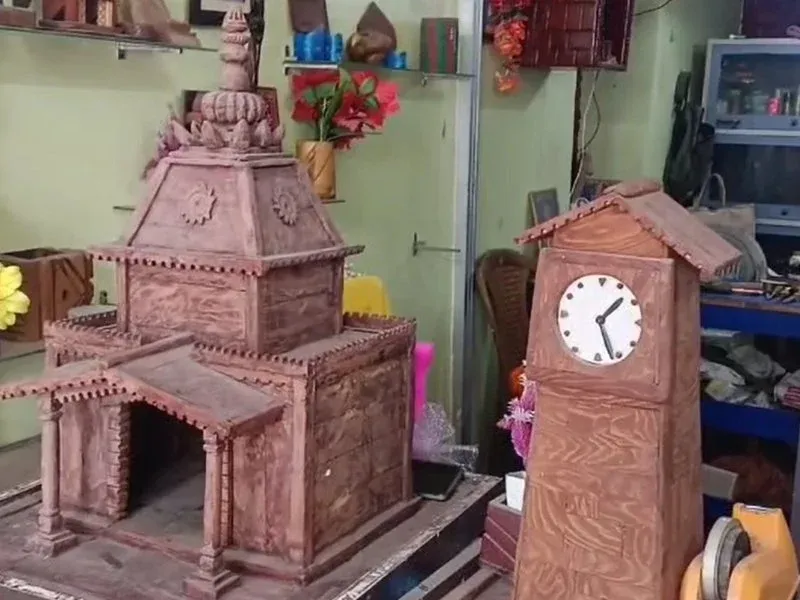 Uttarakhand: How Did Divyang Jeevan Joshi Transform Pine Bark into Stunning Art?