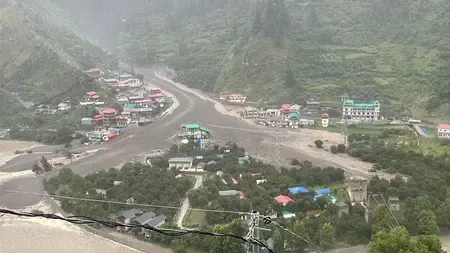 उत्तरकाशी के धराली में बादल फटने से भारी तबाही, हर्षिल आर्मी कैंप के जवान लापता
