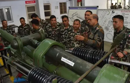 वडोदरा के ईएमई स्कूल में नेपाली सैनिकों को मिला लाइट फील्ड गन का विशेष प्रशिक्षण, 4 सप्ताह में इसका इस्तेमाल सीखा 