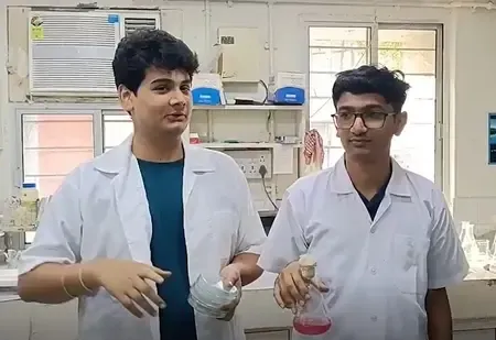 Vadodara Students Make Groundbreaking Discovery of Glowing Bacteria in Ratnagiri Waters