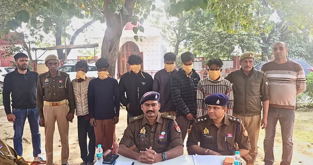 क्या गौतमबुद्ध नगर पुलिस ने वाहन चोरी करने वाले गिरोह का भंडाफोड़ किया?