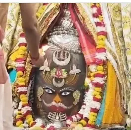  वैशाख कृष्ण प्रतिपदा पर भस्म आरती का दिव्य श्रृंगार, जयकारों से गूंजा मंदिर