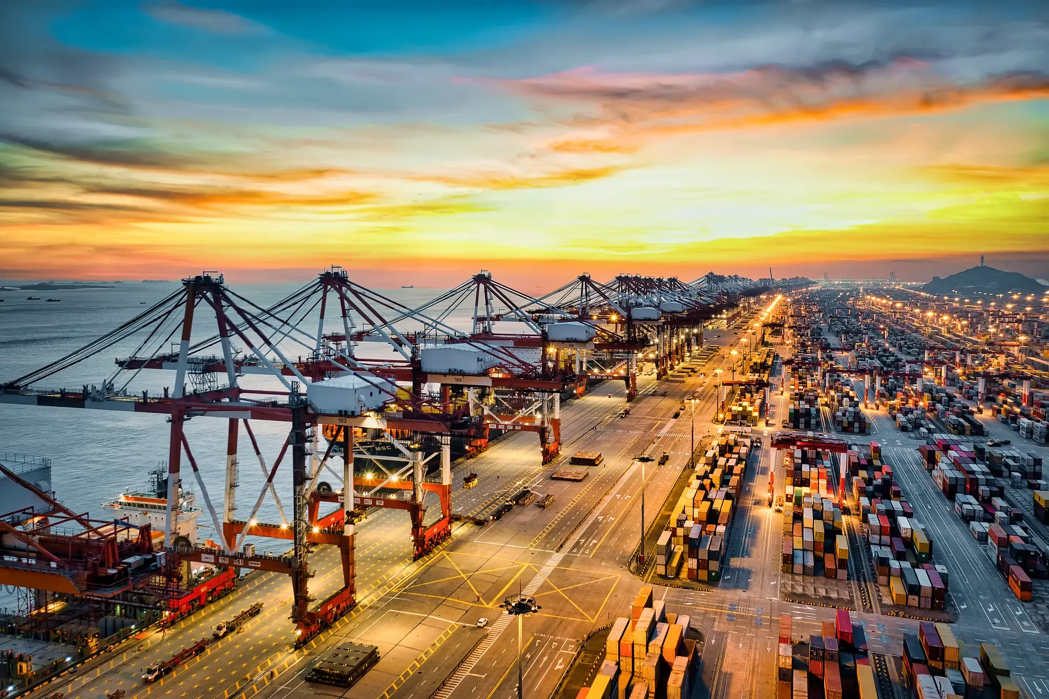 चीनी अर्थव्यवस्था ने वैश्विक अनिश्चितताओं में स्थिरता की नई मिसाल कायम की