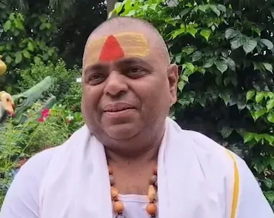 वंदे मातरम बिल को महामंडलेश्वर करौली शंकर महादेव का समर्थन, राष्ट्रीय प्रतीकों के अपमान पर कड़े कानून की माँग