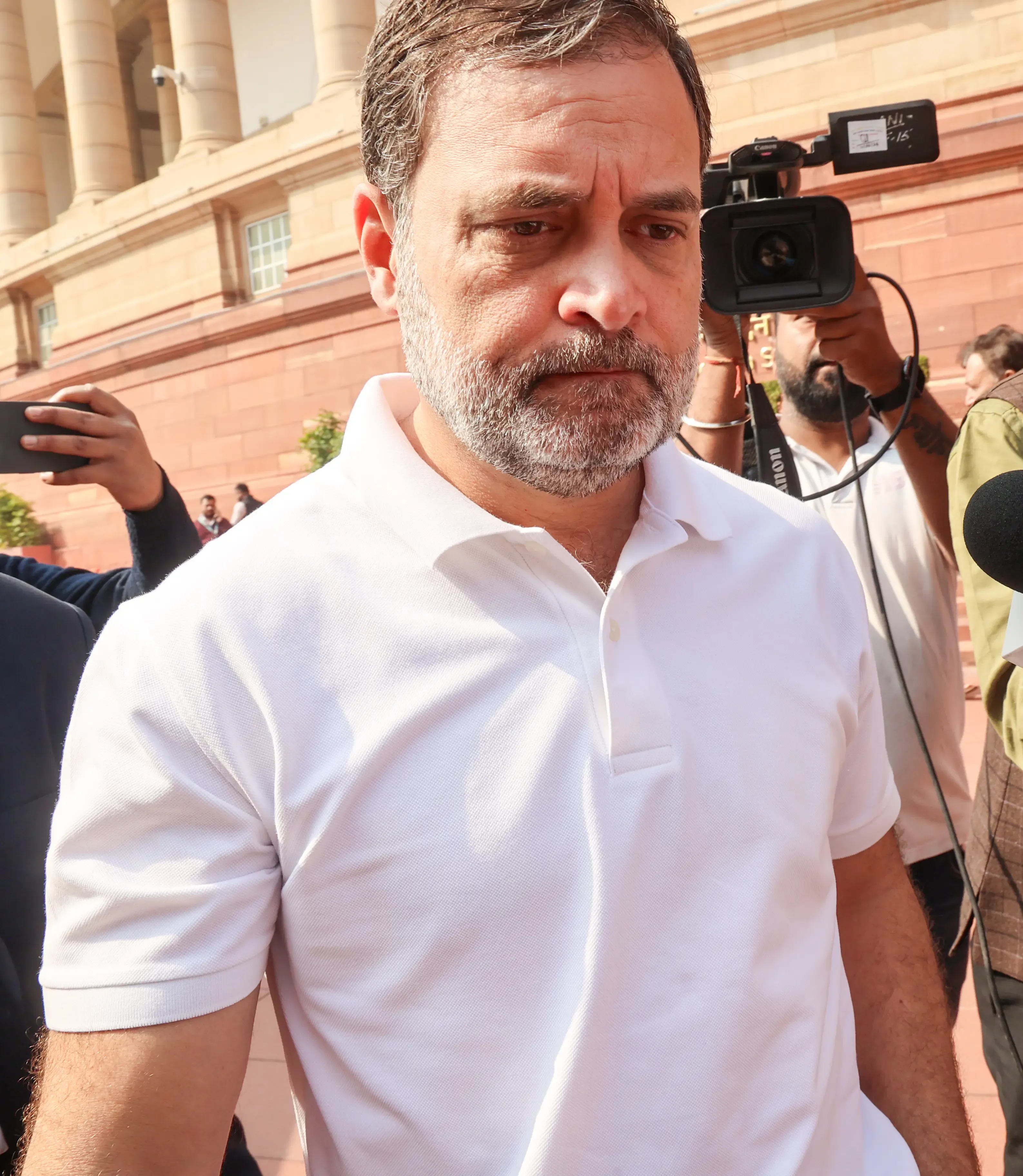 Will the Varanasi court hear the review plea against Rahul Gandhi today?