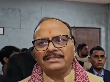 वाराणसी में 72वीं सीनियर नेशनल वॉलीबॉल चैंपियनशिप : बृजेश पाठक बोले- खेलों को बढ़ाने के लिए लगातार प्रयास