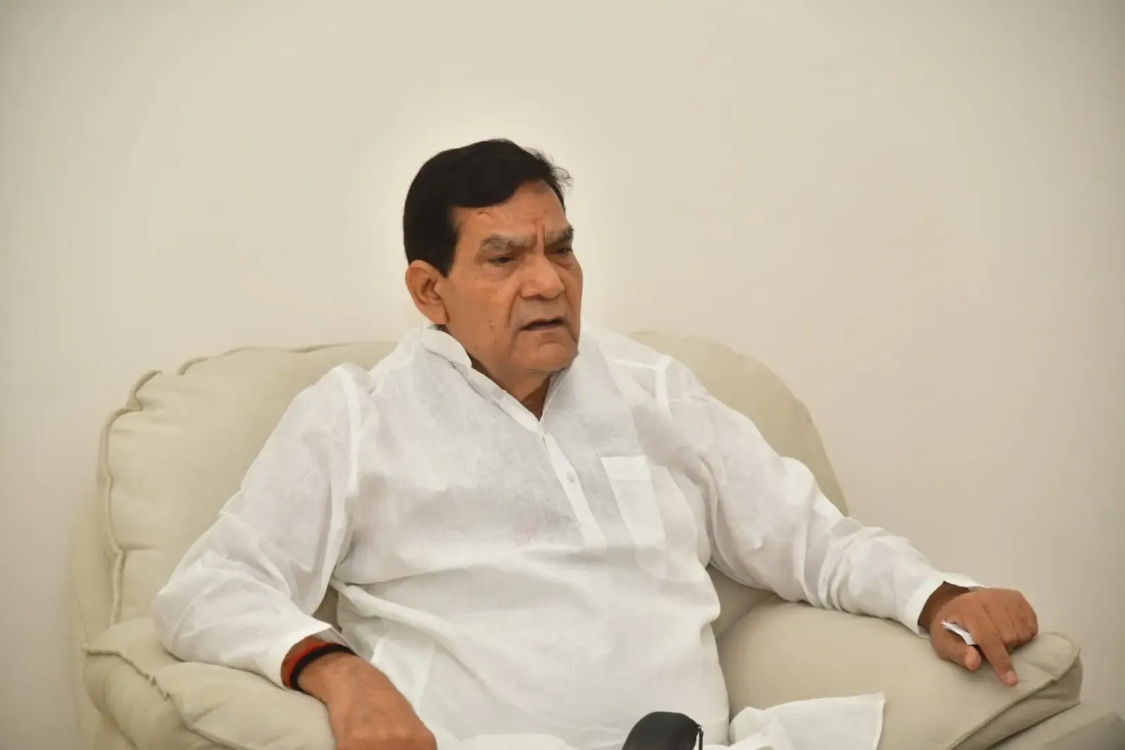 वाराणसी में बिजली सुधार पर बड़ा फैसला: ऊर्जा मंत्री अरविंद शर्मा बोले- ट्रिपिंग बर्दाश्त नहीं, 24×7 वैन लॉन्च