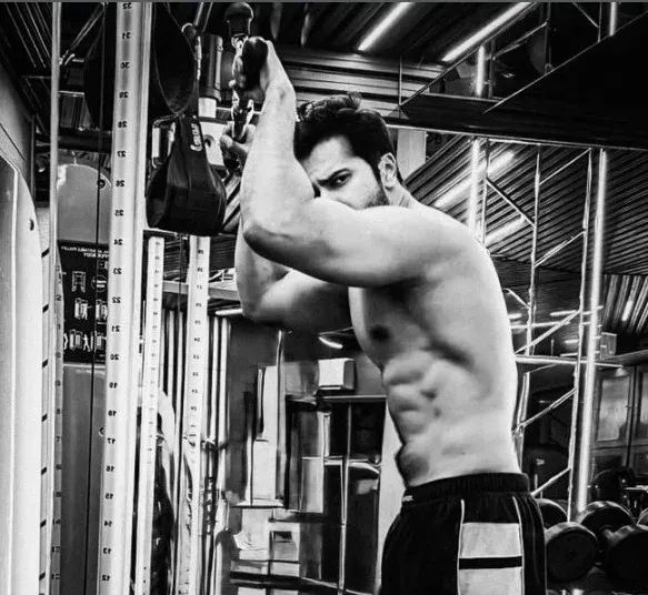 Varun Dhawan's gym selfie: posing mid-workout is 'so much fun'
