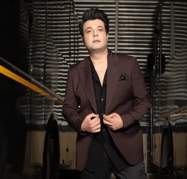 What Insights Does Varun Sharma Offer on His Journey in the 21st Century?