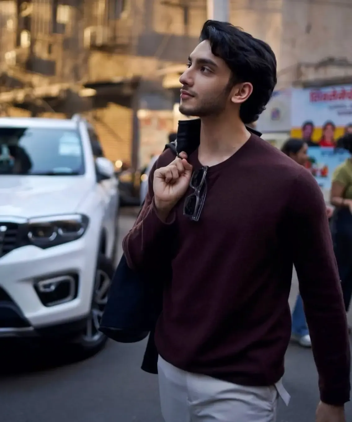 Vedang Raina Strolls Through 'Aamchi Mumbai' in Style