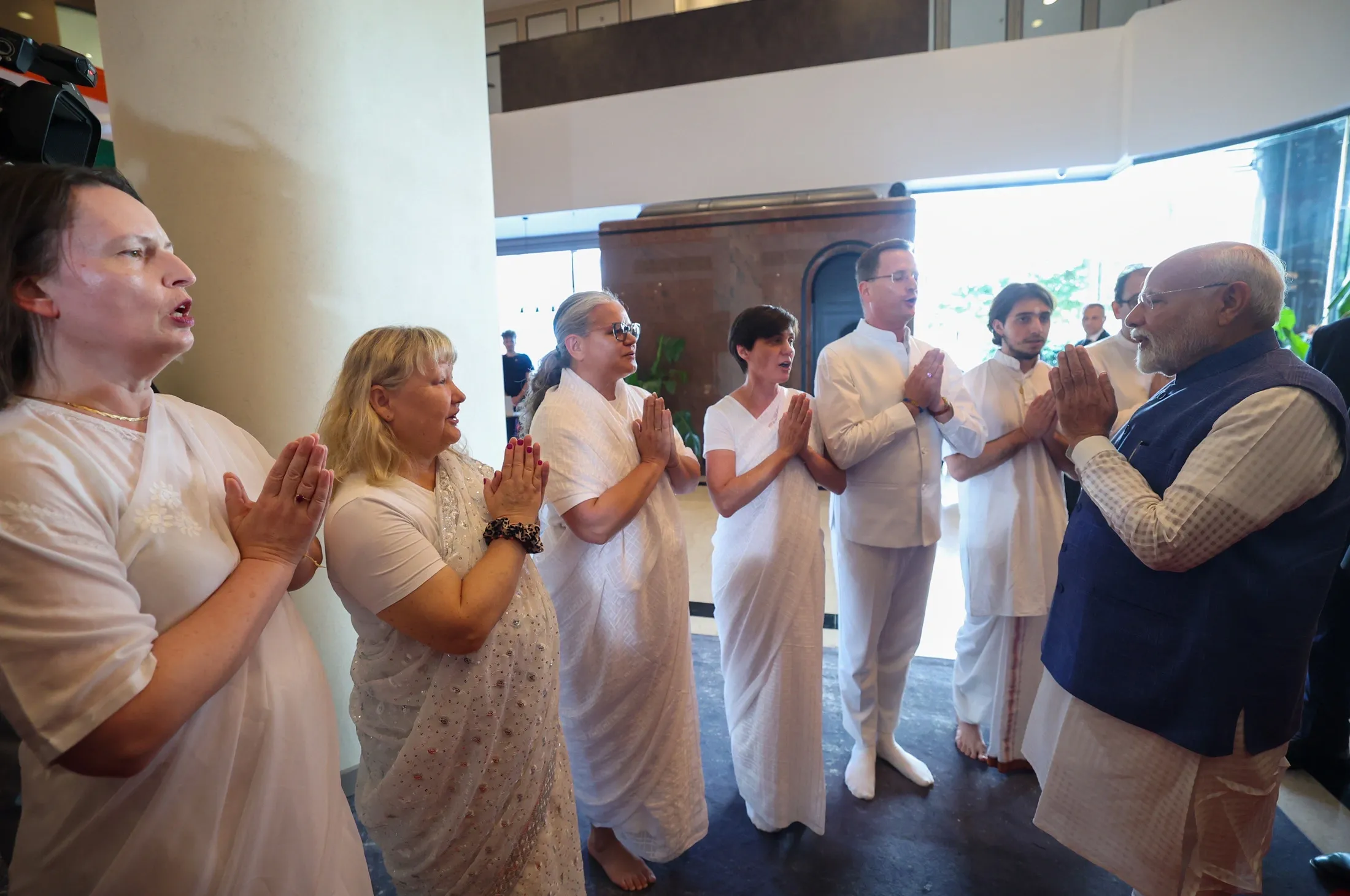 How did Vedic chants resonate in Zagreb as PM Modi received a rousing welcome in Croatia?