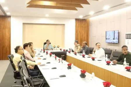 क्या वीर लचित सेना की गिरफ्तारियों के बाद असम के मुख्यमंत्री ने कानून-व्यवस्था की समीक्षा की?