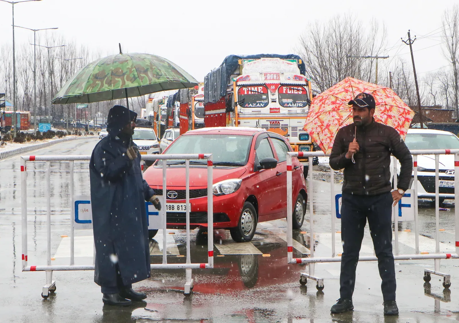 Ramban security breach: Abandoned Scorpio found, 3 occupants flee into forest