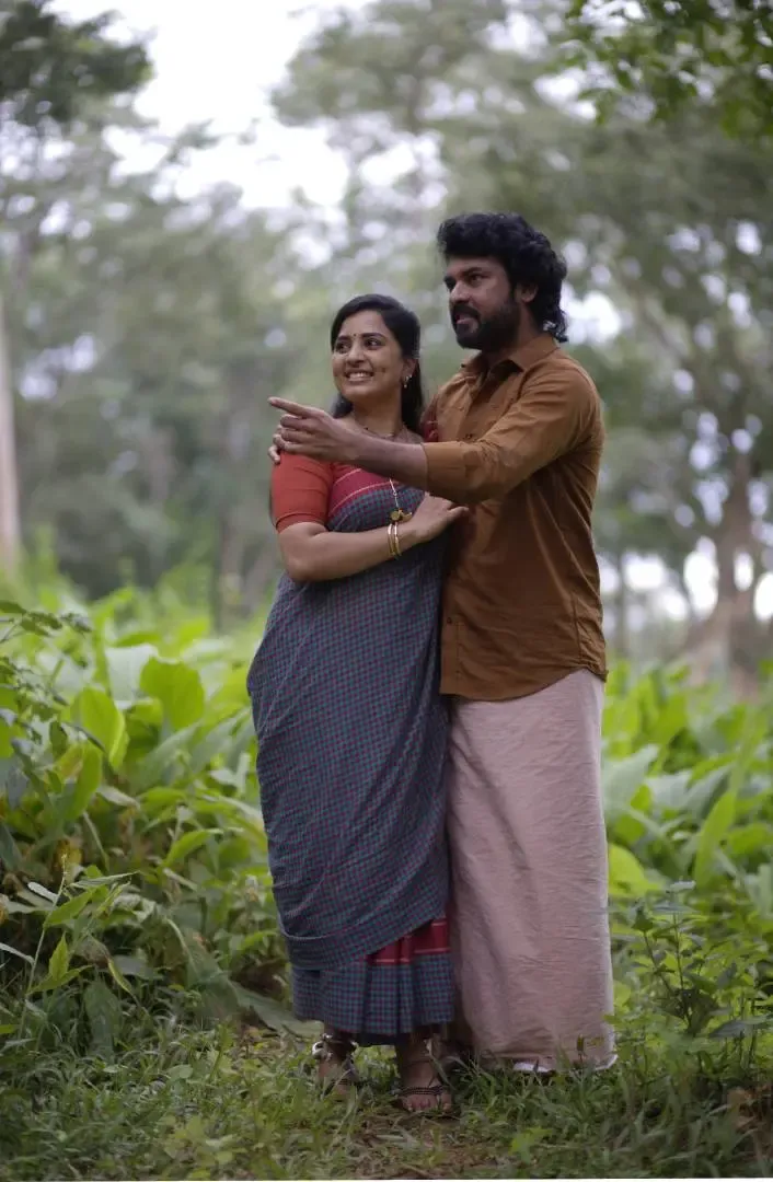 How Did Vemal Build a Bond with an Elephant for 'Mahasenha'?