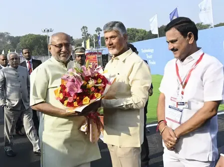 30वें सीआईआई साझेदारी शिखर सम्मेलन में बोले उपराष्ट्रपति, भारत में निवेश का यह सही समय