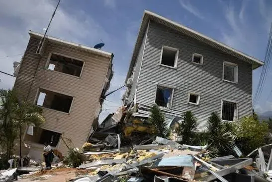 Venezuela earthquake aid: 12+ countries deploy rescue teams after 920 deaths