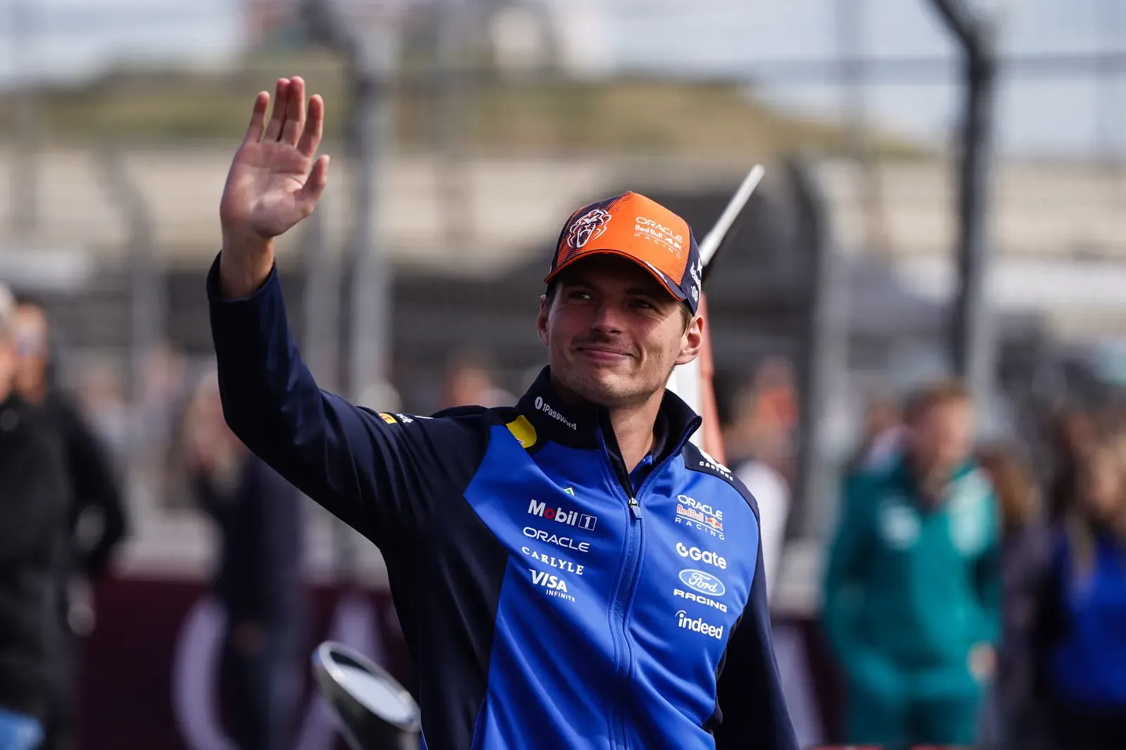 Verstappen taking painkillers for COTA bumps; Hamilton 'loves the challenge'