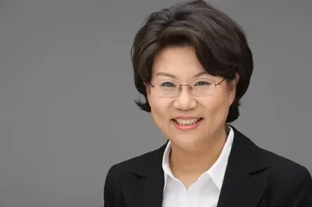 Who is South Korea's new Minister for Planning and Budget, Lee Hye-hoon?