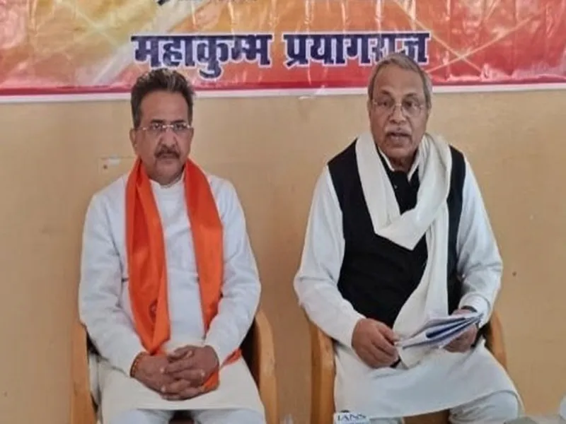 VHP Raises Alarm on Decreasing Hindu Population Growth; Promotes 2-3 Children per Household