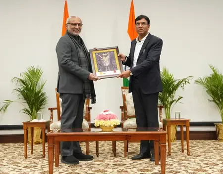 How Does Vice President Radhakrishnan Inspire NSS Volunteers to Embrace Discipline?