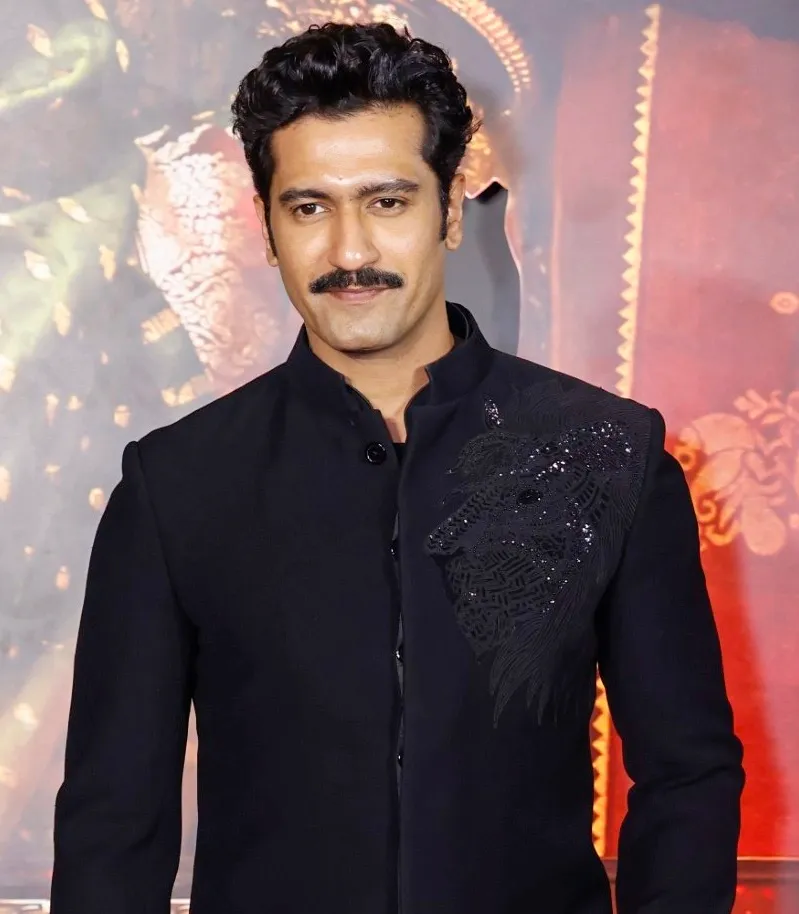 Why is Vicky Kaushal Saluting the Brave Soldiers of India?