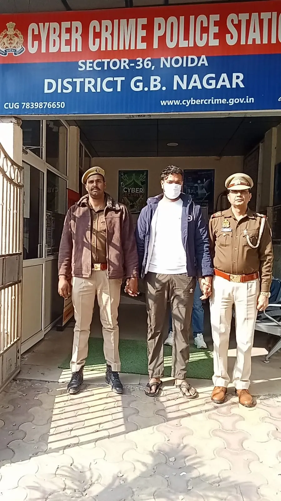 क्या विदेश में नौकरी का झांसा देकर युवाओं को साइबर स्लेवरी में धकेलने वाला फर्जी एजेंट गिरफ्तार हुआ?